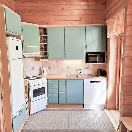 Villa Kastanja & Persikka - 16 Hloe, Molemmat Puolet, Both Sides, Himoslaakso Ski-inout Jämsä